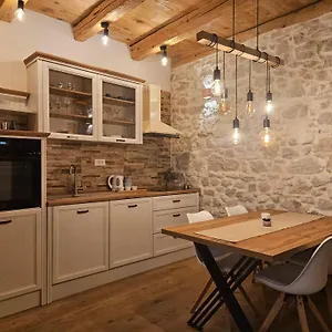 Apartament Dalmatian Stone House, Turanj