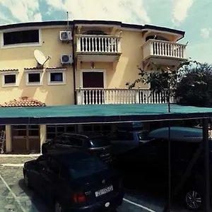 Apartament Pirovic, Turanj